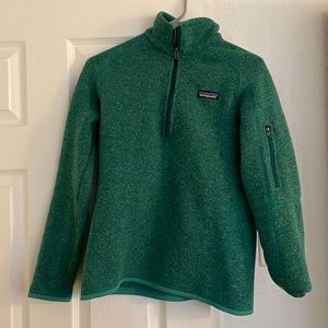 Patagonia women’s green 3/4 zip up